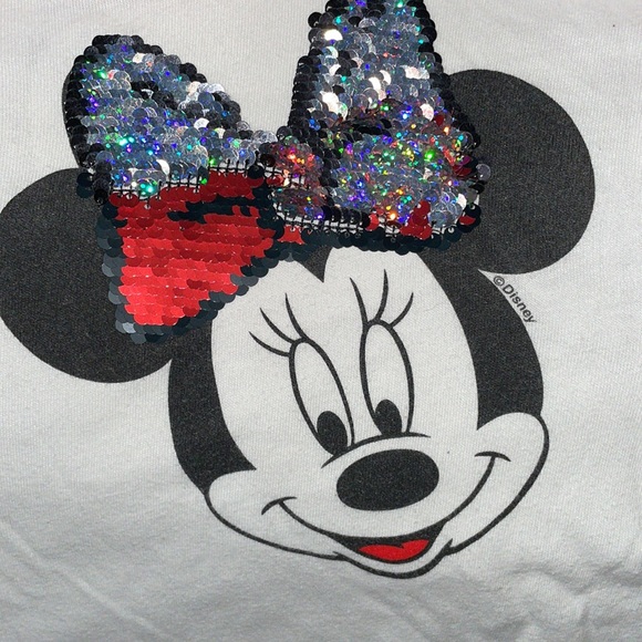 Abercrombie Minnie T-shirt with book - Picture 2 of 9